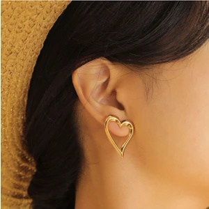 Gold Küçük Kalp Minimal Küpe