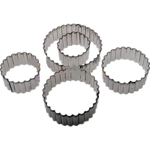 Tahtakale Toptancı Kek Kurabiye ve Pasta Kalıbı Metal 5 Li Set Yuvarlak Tırtıklı