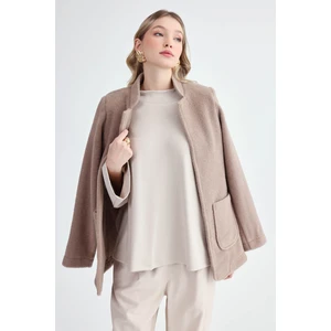 Vatkalı Hakim Yaka Uzun Keçe Ceket