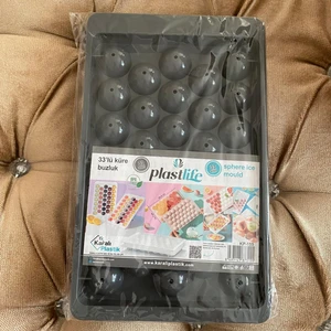 4 Adet 33’lü Kapaklı Buz Kalıbı Yuvarlak Buz Kalıbı