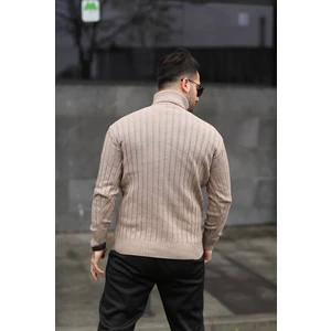 The Kaplan Balıkçı Yaka Triko Kazak (Manken: Boy 185 Kilo 83)