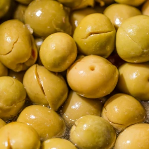 Hayriye Ana Yöresel Ürünler Sarı Ulak Kırık Zeytin 1 kg