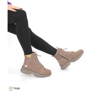 Kadın Günlük Ortopedik Hakiki Deri Spor Tarz Bot M25/KB4295