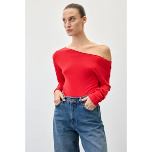 Kayık yaka triko kazak