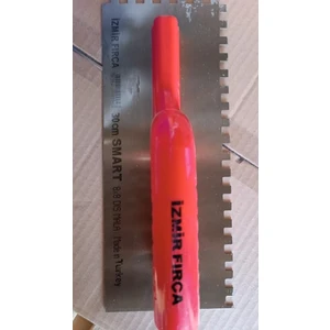 İzmir Fırça Kare Dişli Açık Pls Sap 30 cm Smart (8x8) Seramik Malası