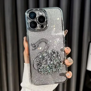 Trendytech iPhone 15 Pro Uyumlu 3D Kuğulu Taşlı Tam Kamera Korumalı Sulu Simli Lüks Kılıf