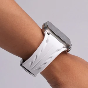 Apple Watch 10 46MM KRD-127 Metal Tokalı Uzunluk Ayarlı Silikon Kordon