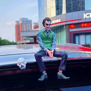 Soma Yahoo Amerikan Çizgi Roman Joker Heath Ledger Dc Suicide Squad Joker Oturan Şekilli Kalıp Araba Çatı Dekorasyonu Arka Süsler (Yurt Dışından)