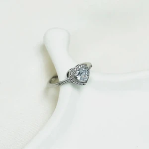 Stainless Steel Beyaz Taşlı Kalpli Yüzük (Ayarlanabilir) Stainless Steel