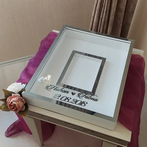 Verda Çerçeve 40 x 50  cm  Yarı Kaplama Ledli+Isimli Beyaz-Füme Anı Çerçevesi! Yeni Moda Çiçek Anı Çerçevesi!