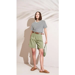 Kadın Haki Yüksel Bel Beli Kemerli Gabardin Şort