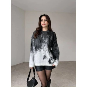 Fırça Desen Yumoş Triko Kazak