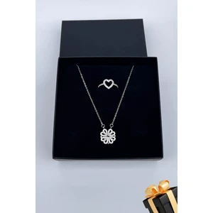 Trend Collection Kadın Paslanmaz Çelik Gümüş Zirkon Taşlı Yonca Kolye ve Kalp Yüzük Set (Hediyelik)
