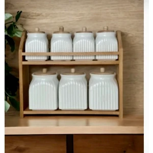 Kitchen Pembelia Ahşap Standlı 7’li Porselen Baharat Saklama Kavanoz Seti Baharatlık Takımı