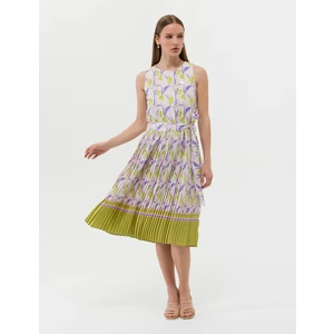Pierre Cardin Kadın Yeşil Kuşak Detaylı Pileli Midi Elbise 50269348-VR235