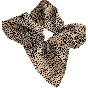Leopar Desenli Kare Lastik Toka (25*25)