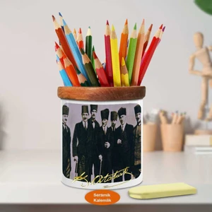 Bastonuyla Gazi Mustafa Kemal Atatürk Ahşap Seramik KALEMLIK-839