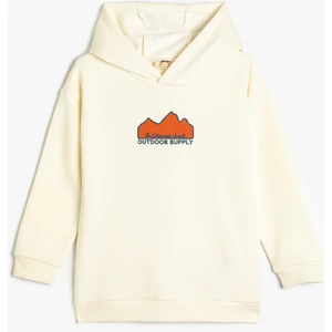 Uzun Kollu Kapşonlu Sweatshirt Baskı Detaylı