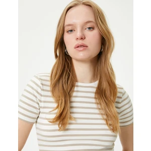 Basic Tişört Bisiklet Yaka Kısa Kollu