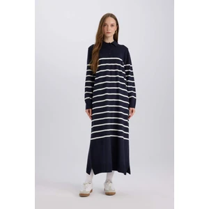 Regular Fit Polo Yaka Çizgili Maxi Triko Elbise