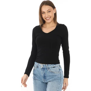 Penye Bizden V Yaka Slim Fit Tişört-Siyah