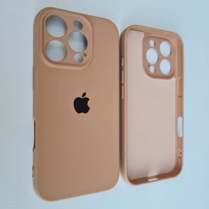 Apple iPhone 16 Pro Max (6.9inç) Kamera Korumalı Içi Kadife Lansman Silikon Kılıf