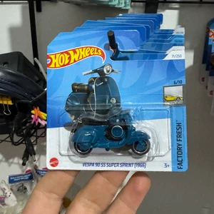 Hot Wheels Vespa 90 Ss Super Sprint (Yeni Renk)