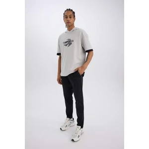 DeFactoFit Sporcu Jogger Eşofman Altı Slim Fit Dar Kesim Standart Paça Skuba Dalgıç Kumaş Beli Lastikli Düz Paça E3930AX24WN