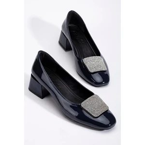 Büyük Numara Rugan Kare Taşlı Lacivert Kadın Kısa Topuklu Ayakkabı