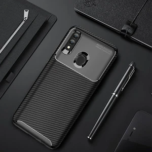 Huawei P Smart 2019 Kılıf Karbon Desenli Şık Tamia Premium Silikon Kapak