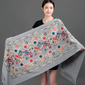 Sonbahar ve Kış Işlemeli Çiçek Kaşmir Şal Etnik Stil Eşarp (Yurt Dışından)
