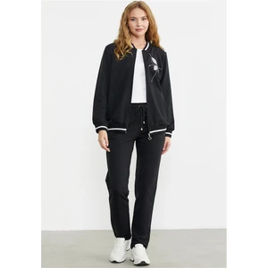 Nakış Detaylı Cepli Fermuarlı Kadın Eşofman Takım