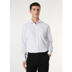 Basic Alttan Britli Yaka Armürlü Beyaz Erkek Gömlek Maydos 304
