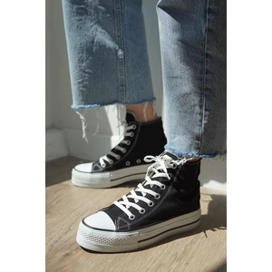 Cnv Siyah Boğazlı Platform Sneakers
