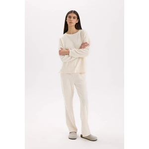 Pijama Takımı Regular Fit Basic Düz Uzun Kollu Üst Geniş Bol Paça Alt-Fall in Love D2259AX24WN