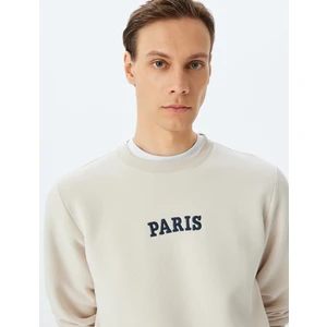 Bisiklet Yaka Pamuk Karışımlı Şardonlu Slogan Işlemeli Sweatshirt