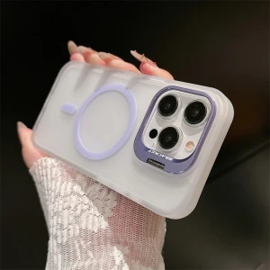 Apple iPhone 15 Pro Uyumlu Arkası Mat Standlı Kapak Kamera Lens Hediyeli Kılıf