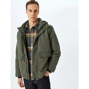 Fermuarlı Slim Fit Kapşonlu Mont