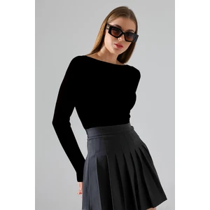 Jerdev Kadın Siyah Soft Touch Kayık Yaka Uzun Kollu Thermal (Termal) Bluz & Top