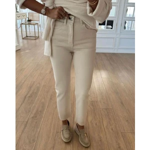 Yüksek Bel Kesik Paça Kadın Jean Boyfit