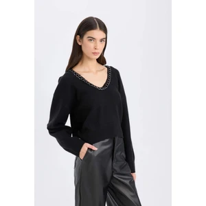 Oversize Geniş Kalıp V Yaka Triko Kazak E2309AX24WN