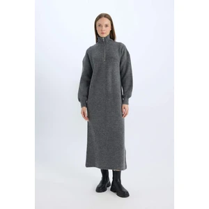 Regular Fit Fermuarlı Dik Yaka Uzun Kollu Triko Maxi Elbise	 B0195AX24WN