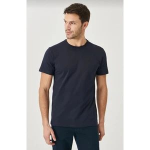 Erkek %100 Pamuk Slim Fit Dar Kesim Bisiklet Yaka Kısa Kollu Lacivert