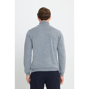 ALTINYILDIZ CLASSICS Erkek Gri Melanj Tüylenme Yapmayan Anti Pilling Özellikli Standart Fit Tam Balıkçı Yaka Triko Kazak