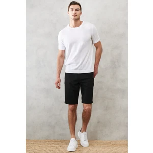 ALTINYILDIZ CLASSICS Erkek Siyah Slim Fit Dar Kesim Armürlü Esnek 5 Cepli Casual Şort
