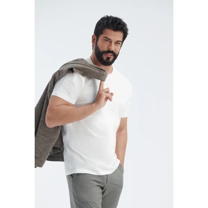 Altınyıldız Classics Slim Fit Bisiklet Yaka 3'lü %100 Pamuk Tişört Paketi