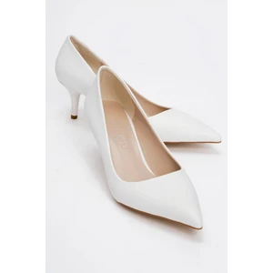 Kadın Sivri Burunlu Stiletto Beyaz Cilt