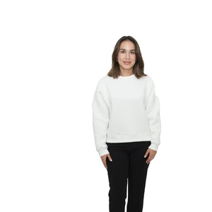 Kadın Beyaz Yuvarlak Yaka Krop Model Oversize Şardonlu Swetshirt