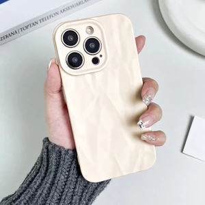 Apple iPhone 15 Pro Max Uyumlu Kılıf Zebana Soft Wrink Silikon Kılıf Bej