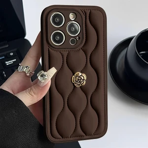 Apple iPhone 15 Pro Max Uyumlu Kılıf Zebana Camellia Deri Kılıf Kahverengi